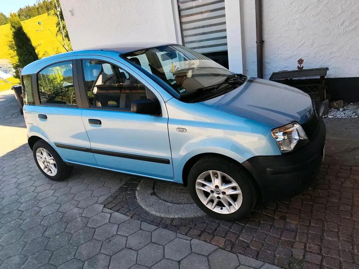 Gebraucht Fiat Panda 60 PS (44 kW) 2004 Blau Kleinwagen