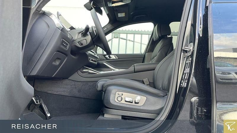 Neu BMW X7 Performance 340 PS (250 kW) 2025 Schwarz SUV