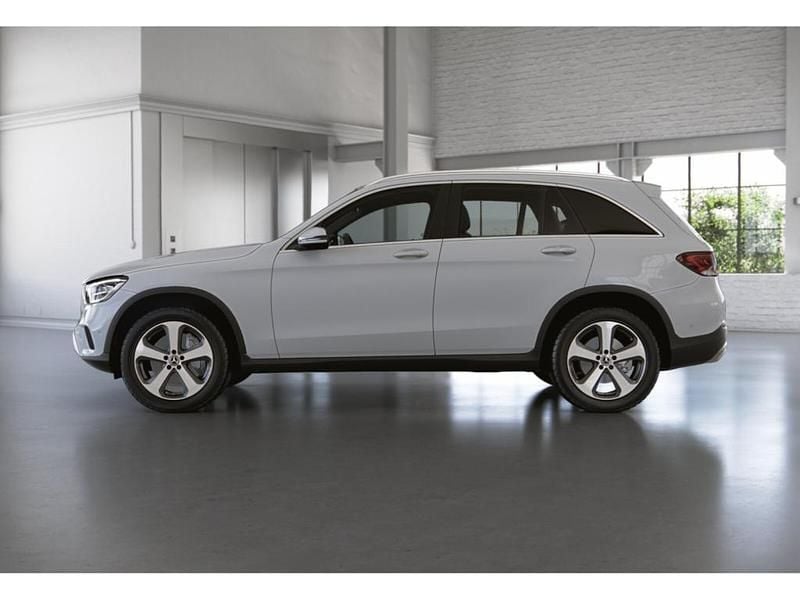 Gebraucht Mercedes GLC220 194 PS (142 kW) 2022 Unilack polarweiß SUV