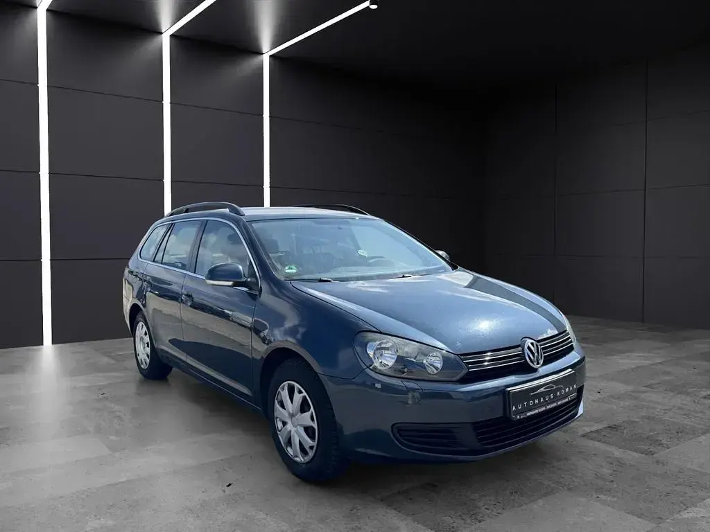Gebraucht VW Golf VI Comfortline 105 PS (77 kW) 2010 Blau Kleinwagen