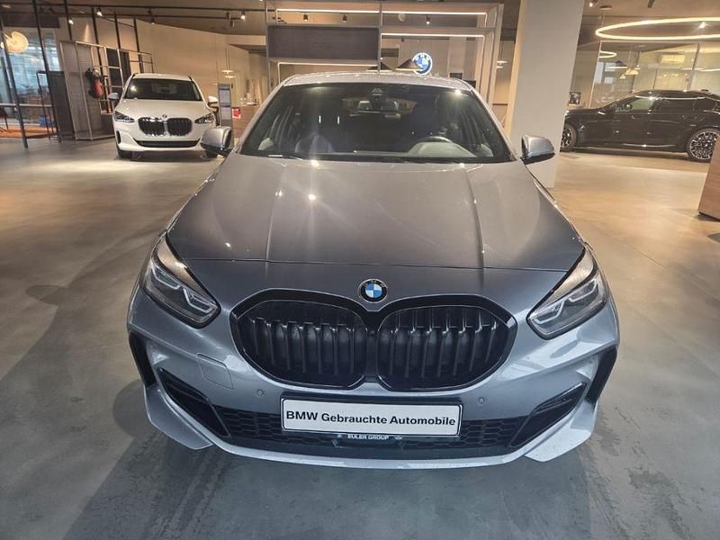 Gebraucht BMW 120 Performance 190 PS (139 kW) 2022 Grau Kleinwagen