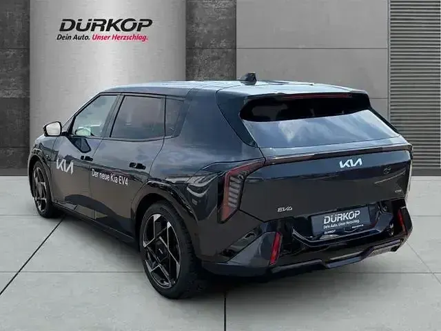Gebraucht Kia EV4 Comfort 150 kW (204 PS) 2025 Schwarz Kleinwagen