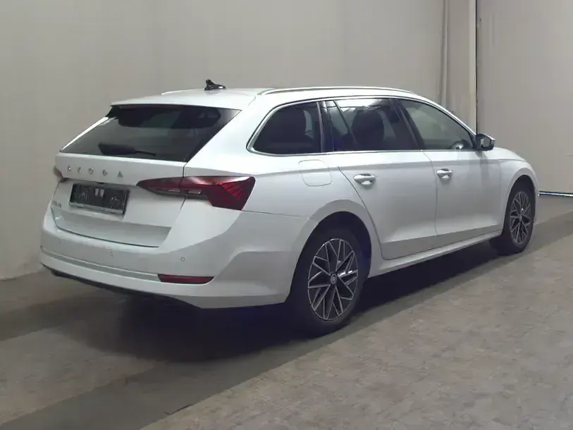 Gebraucht Skoda Octavia Style 150 PS (110 kW) 2022 Weiss Kombi