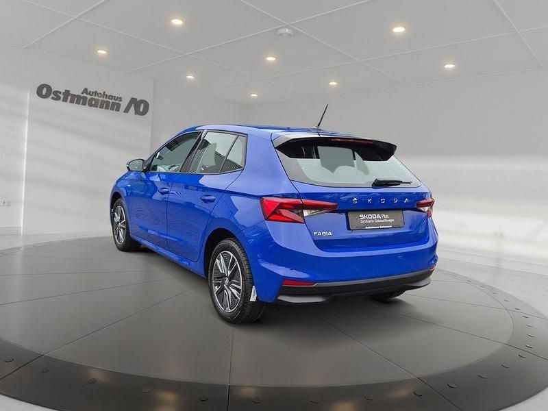 Gebraucht Skoda Fabia Tour 95 PS (69 kW) 2023 Blau Kleinwagen
