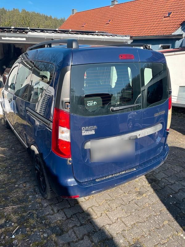Gebraucht Dacia Dokker 102 PS (75 kW) 2016 Blau Van / Kleinbus