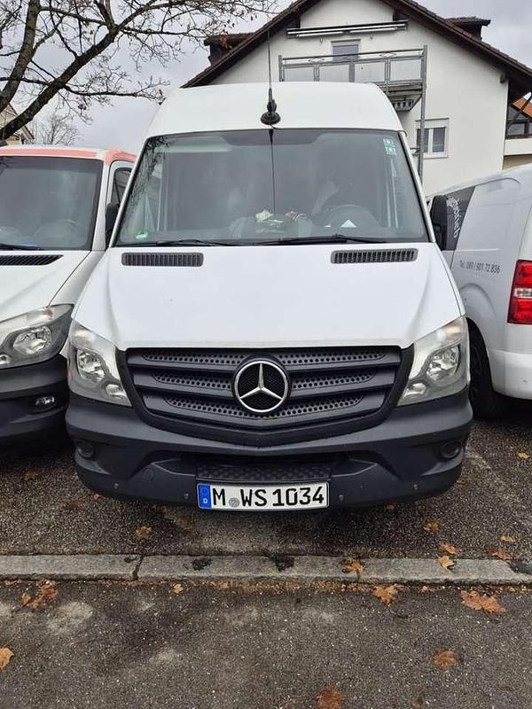 Second-hand Mercedes Sprinter 143 CP (105 kW) 2017 Alb Van