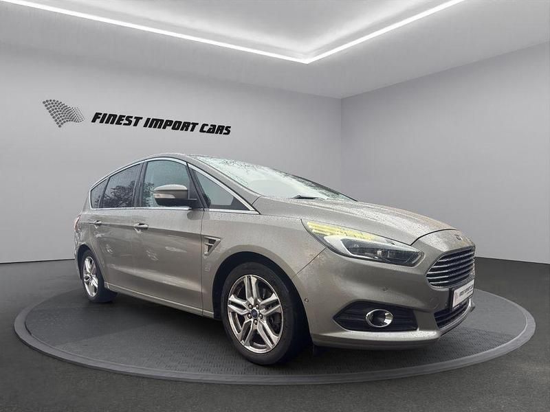 Gebraucht Ford S-MAX S 179 PS (131 kW) 2015 Grau Van / Kleinbus