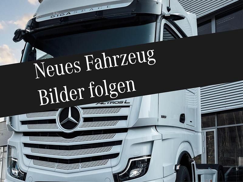 Rot Gebraucht 2023 Mercedes Citan 112 Kombi | 25.949 € (Etwas zu teuer) - Bild 1/3