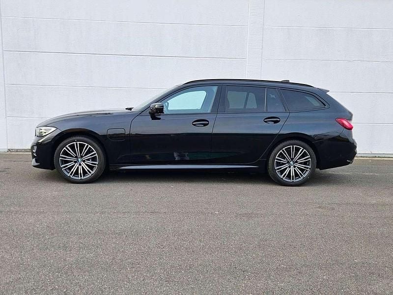 Gebraucht BMW 330e M Sport 292 PS (214 kW) 2020 Schwarz Limousine