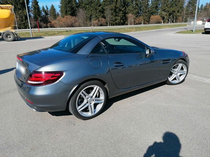Gebraucht Mercedes SLC200 Edition 184 PS (135 kW) 2017 Silber Cabrio