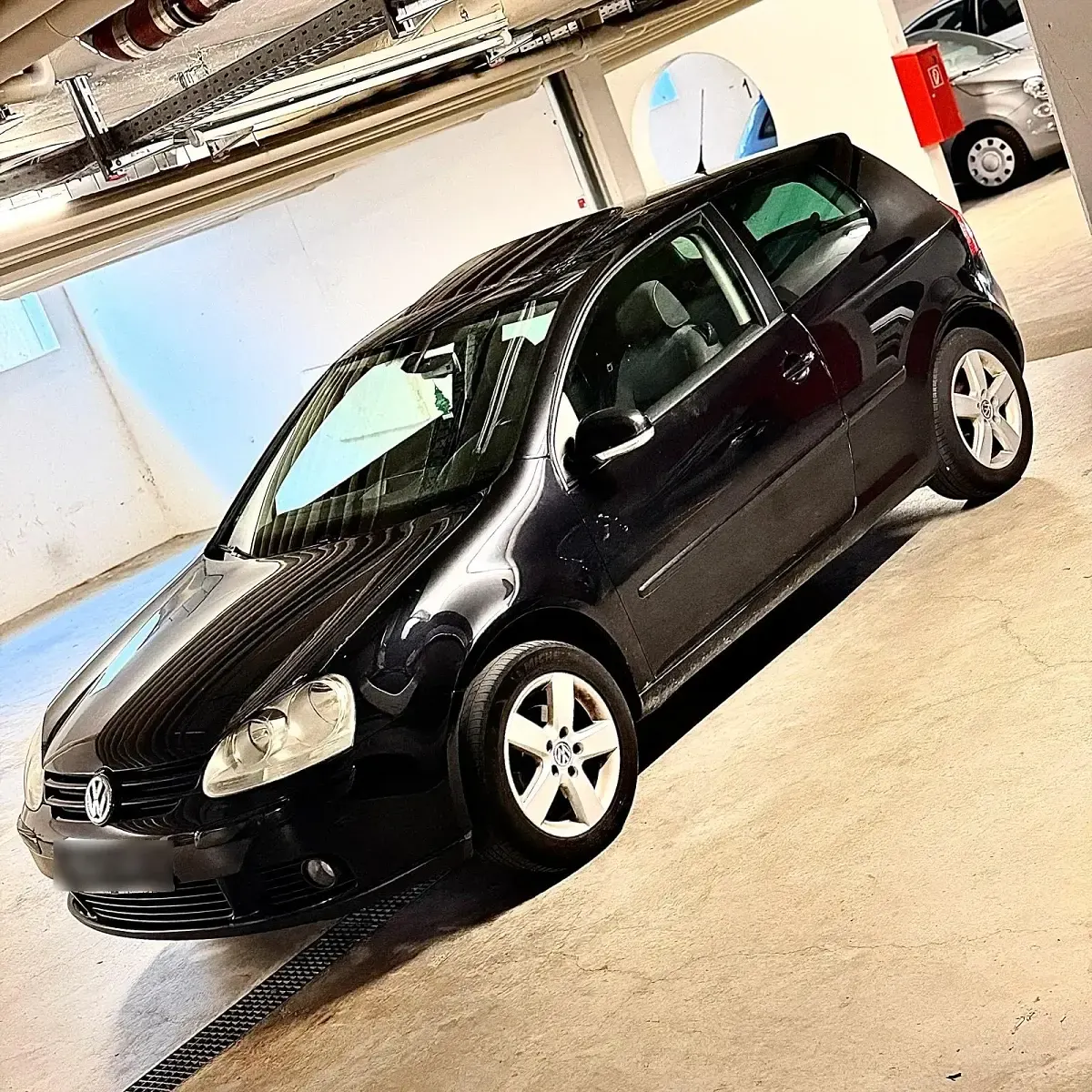 Gebraucht VW Golf VI 85 PS (62 kW) 2008 Schwarz Kleinwagen