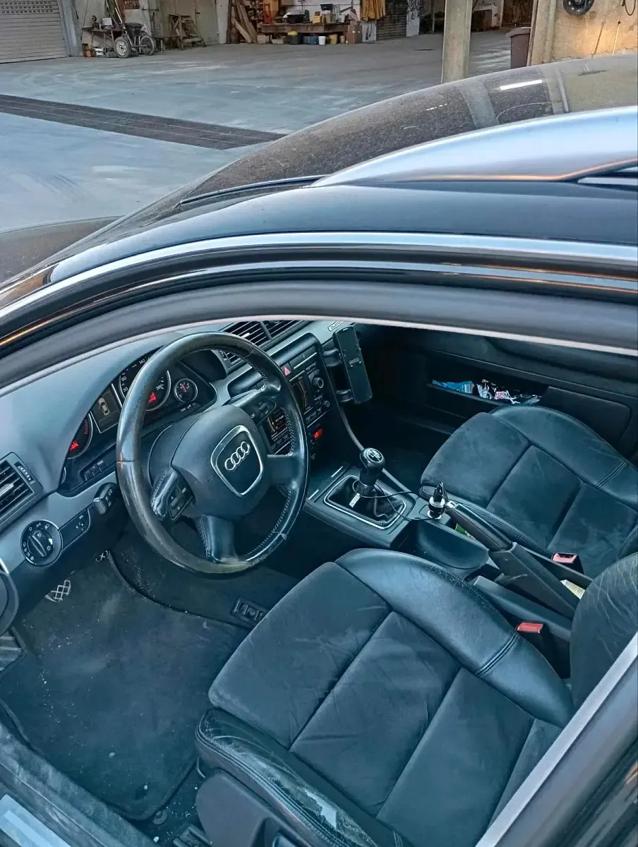 Gebraucht Audi A4 140 PS (102 kW) 2007 Schwarz Kombi