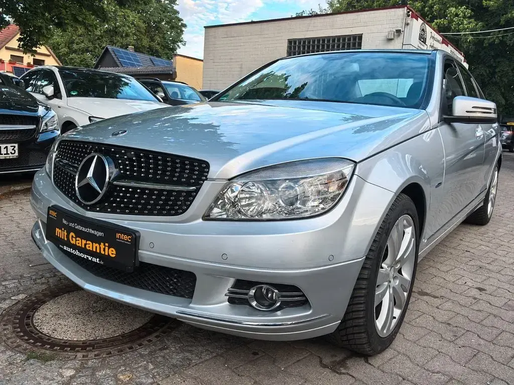 Gebraucht Mercedes C200 184 PS (135 kW) 2011 Silber Limousine