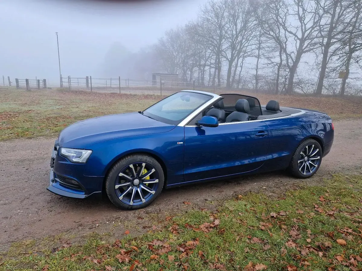 Usata Audi A5 Cabriolet S-Line 245 CV (180 kW) 2013 Blu Cabrio