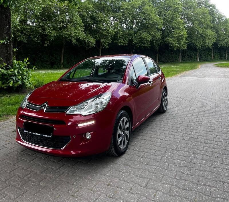 Rot Gebraucht 2014 Citroën C3 PureTech Kleinwagen | 2.500 € (Superpreis) - Bild 1/4