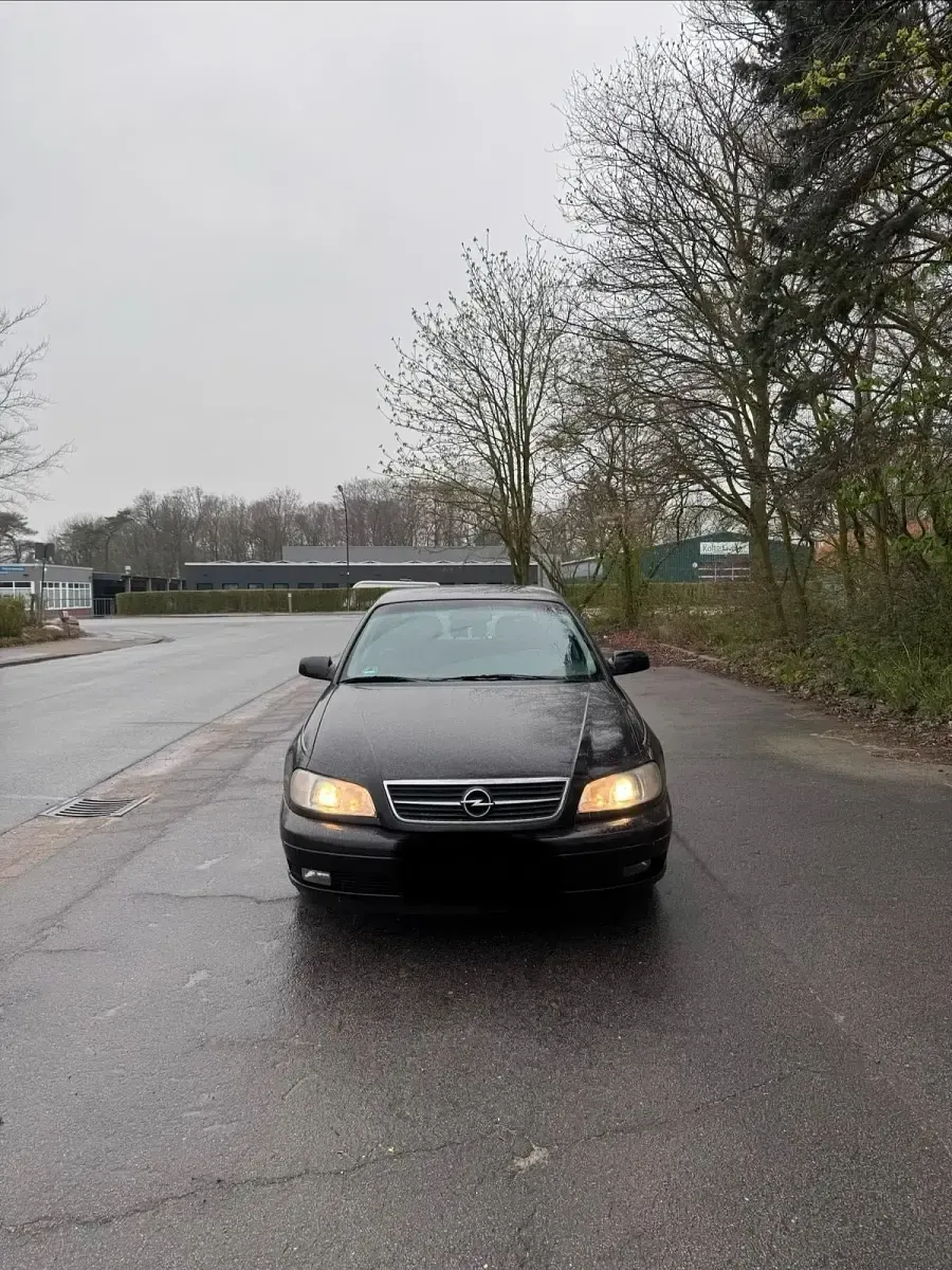 Gebraucht Opel Omega 144 PS (105 kW) 2003 Schwarz Limousine