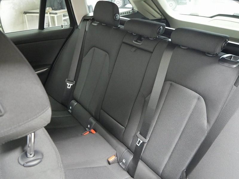 Gebraucht BMW 320 Shadowline 184 PS (135 kW) 2025 Schwarz Kombi