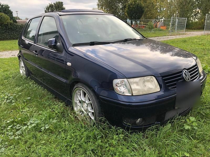 Blau Gebraucht 2000 VW Polo Kleinwagen | 999 € (Guter Preis) - Bild 1/4