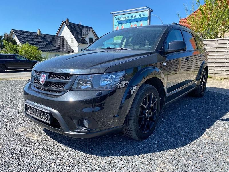 Usado Fiat Freemont Black Code 170 CV (125 kW) 2015 Negro SUV
