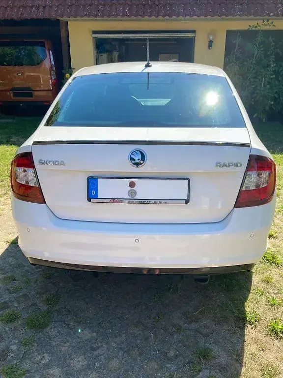 Gebraucht Skoda Rapid Monte Carlo 110 PS (80 kW) 2016 Weiß Kleinwagen