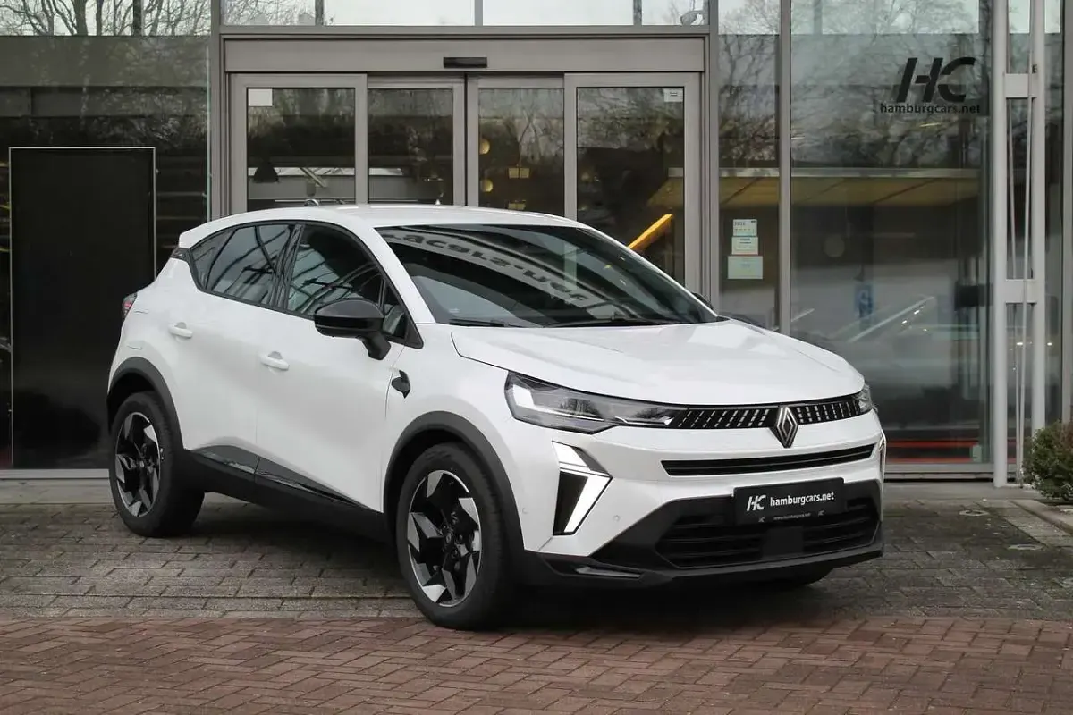 Używany Renault Captur Techno 158 KM (116 kW) 2025 Biały SUV