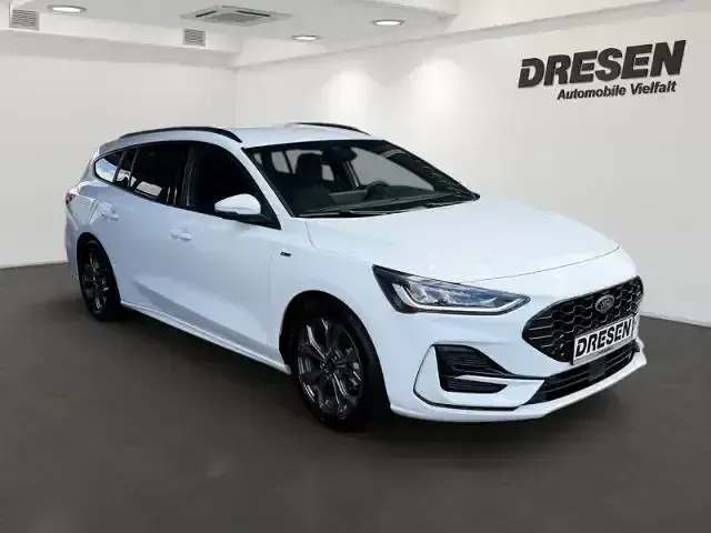 Gebraucht Ford Focus ST-Line X 116 PS (85 kW) 2025 Weiss Kombi