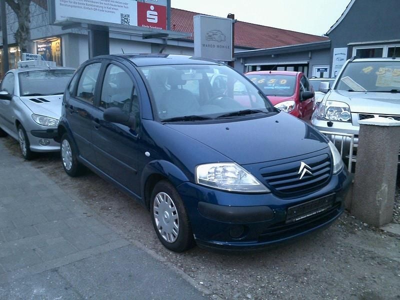 Blau Gebraucht 2003 Citroën C3 Kleinwagen | 690 € (Superpreis) - Bild 1/4