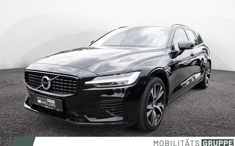 Schwarz Gebraucht 2021 Volvo V60 R-Design Kombi | 30.890 € (Guter Preis) - Bild 1/4