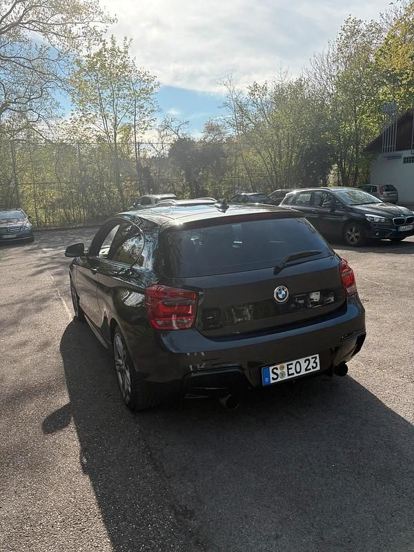 Gebraucht BMW 116 136 PS (100 kW) 2013 Schwarz Kleinwagen