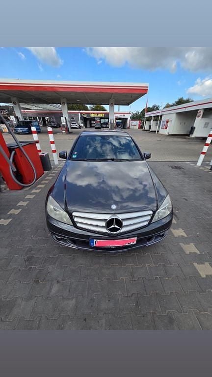 Grau Gebraucht 2010 Mercedes C220 Avantgarde Limousine | 6.000 € (Guter Preis) - Bild 1/4