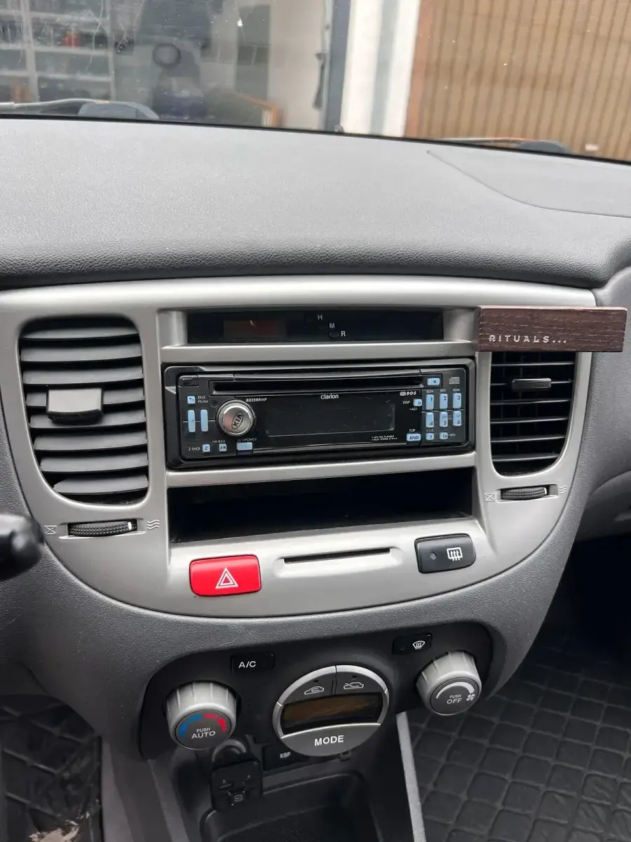 Gebraucht Kia Rio 2007 Rot Kleinwagen