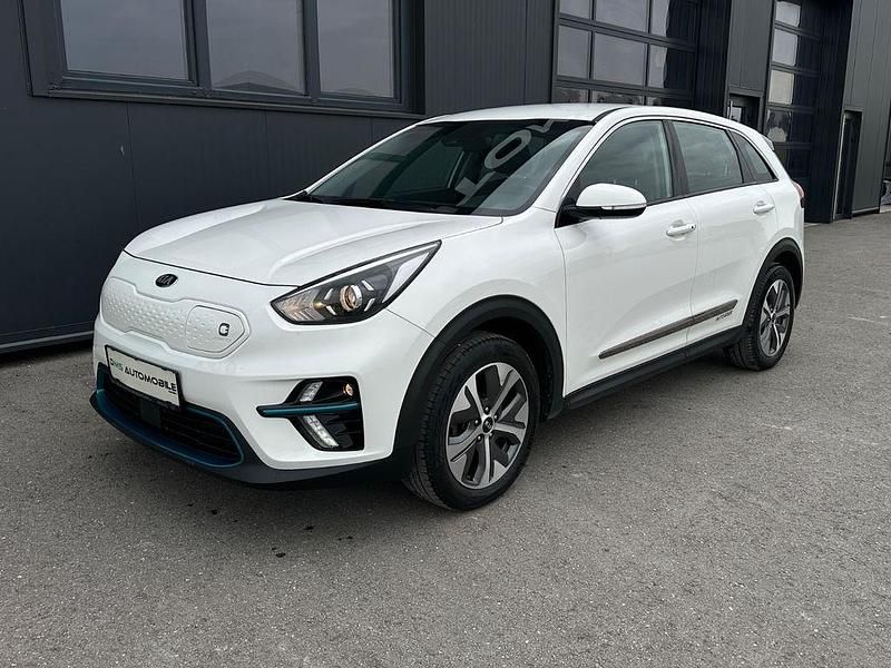 Gebraucht Kia e-Niro 150 kW (204 PS) 2020 Weiß SUV