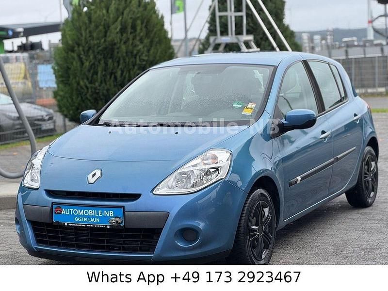 Blau Gebraucht 2011 Renault Clio III Expression Limousine | 2.300 € - Bild 1/4