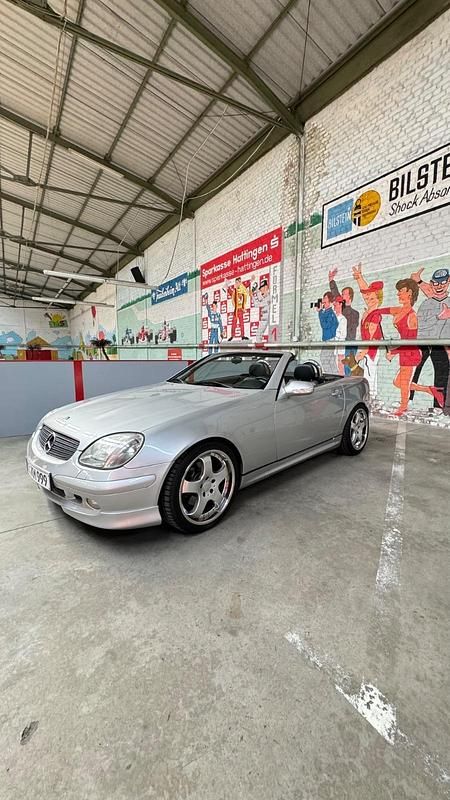 Silber Gebraucht 2000 Mercedes SLK320 Cabrio | 9.000 € (Teuer) - Bild 1/4