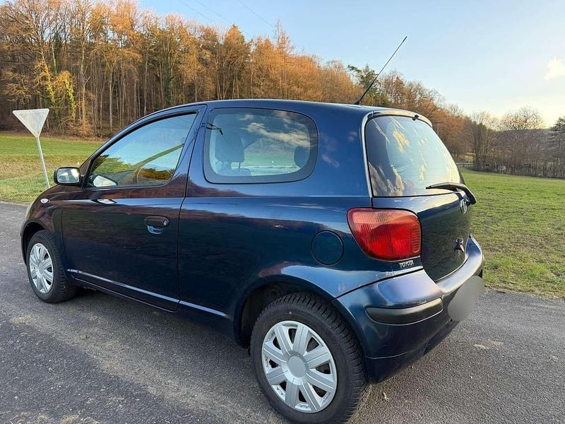 Gebraucht Toyota Yaris 65 PS (47 kW) 2005 Limousine