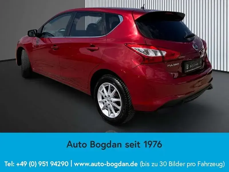 Gebraucht Nissan Pulsar Tekna 116 PS (85 kW) 2018 Rot Kleinwagen