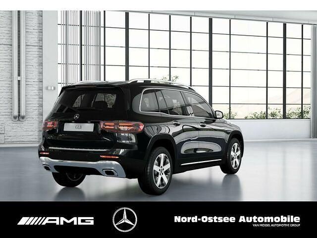 Gebraucht Mercedes GLB200 Progressive 163 PS (119 kW) 2024 Schwarz metalliclack kosmosschwarz metallic SUV