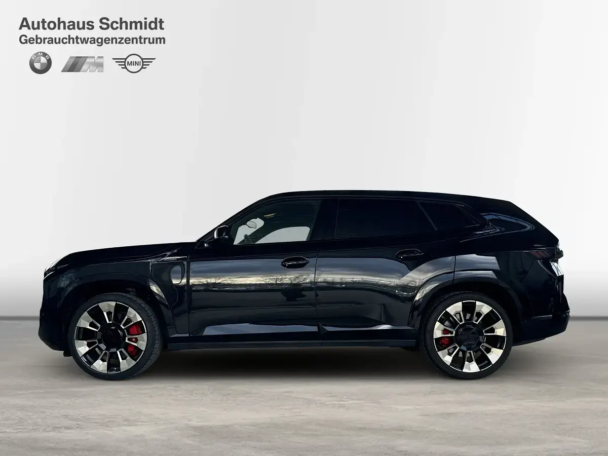 Używany BMW XM Performance 313 KM (230 kW) 2025 Czarny SUV