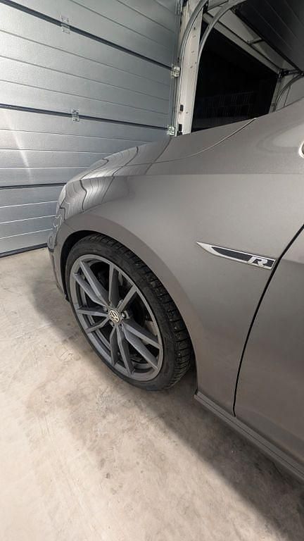 Gebraucht VW Golf VII R 300 PS (220 kW) 2015 Schwarz Limousine