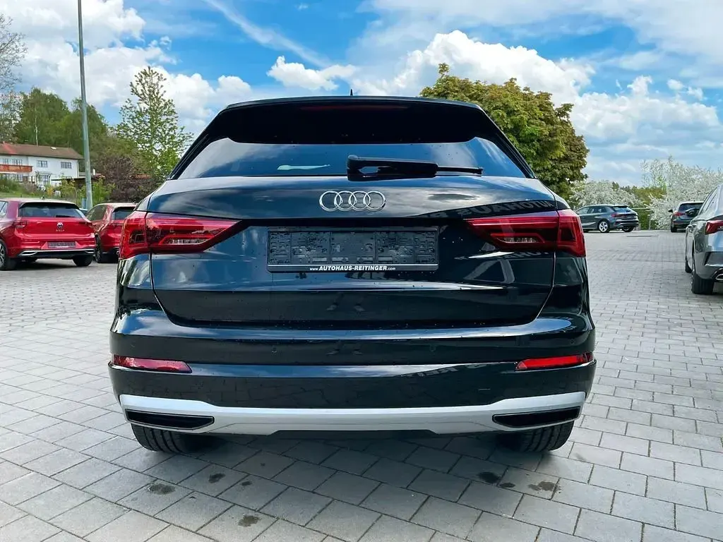 Usata Audi Q3 Advanced 150 CV (110 kW) 2022 Nero SUV