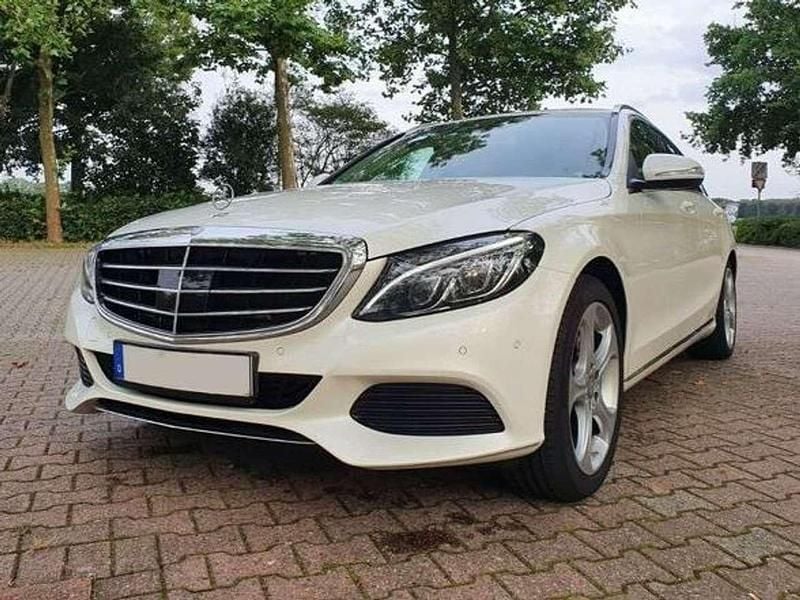 Weiß Gebraucht 2015 Mercedes C220 Kombi | 16.900 € (Fairer Preis) - Bild 1/4