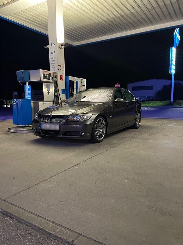 Gebraucht BMW 325 M Performance 218 PS (160 kW) 2005 Grau Limousine