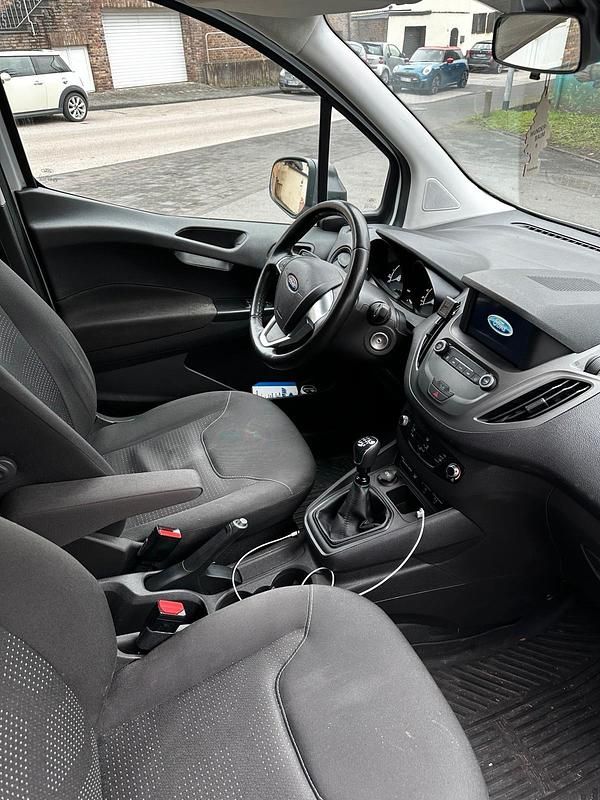 Usata Ford Transit 75 CV (55 kW) 2021 Bianco Monovolume