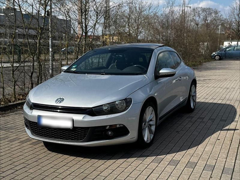 Usata VW Scirocco 122 CV (89 kW) 2009 Argento Coupé