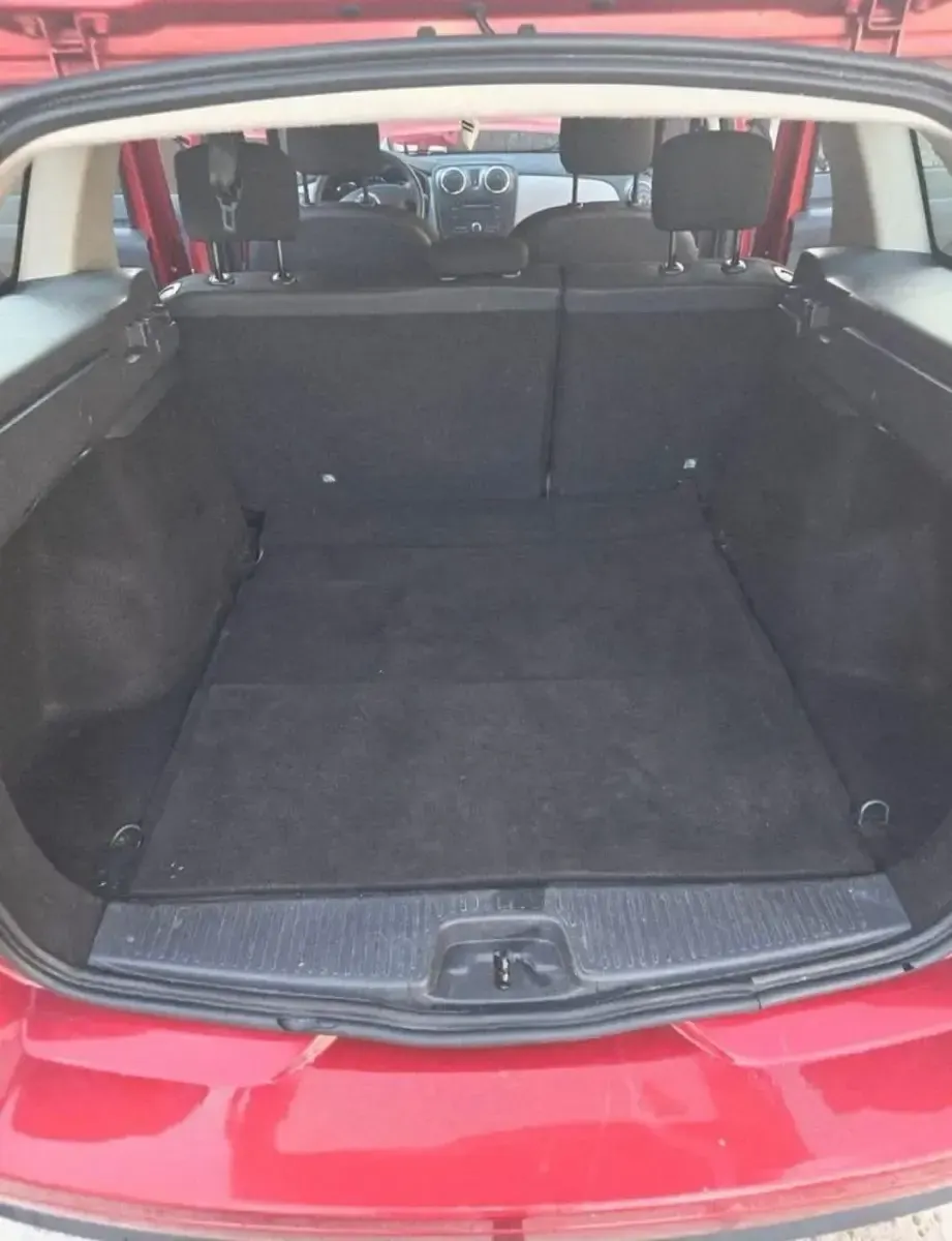 Gebraucht Dacia Logan MCV 90 PS (66 kW) 2014 Rot Kombi