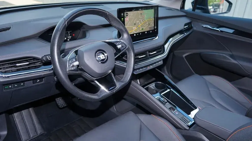 Gebraucht Skoda Enyaq iV Suite 150 kW (204 PS) 2023 Schwarz SUV