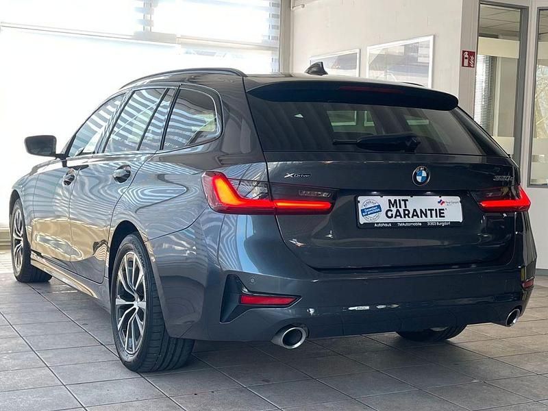 Gebraucht BMW 320 Advantage 190 PS (139 kW) 2022 Grau Limousine