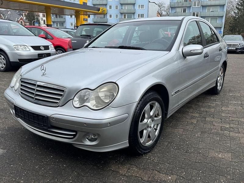 Gebraucht Mercedes C240 Classic 170 PS (125 kW) 2004 Silber Limousine
