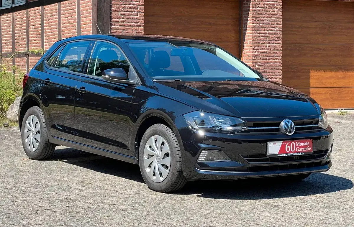 Gebraucht VW Polo Comfortline 95 PS (69 kW) 2020 Schwarz Kleinwagen