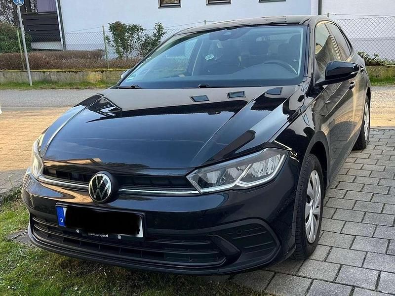 Gebraucht VW Polo 95 PS (69 kW) 2022 Schwarz Kleinwagen